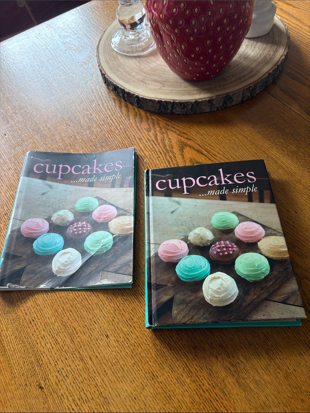 Cupcakes...Made Simple Cookbook